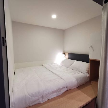 W2 Hostel Τσιάνγκ Μάι Εξωτερικό φωτογραφία