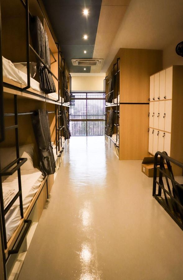 W2 Hostel Τσιάνγκ Μάι Εξωτερικό φωτογραφία